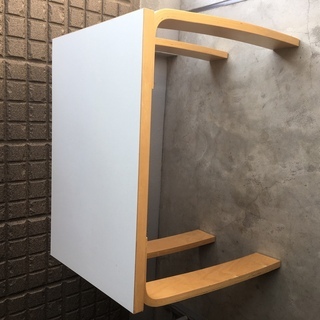 ☆☆　イケアテーブル　７５センチ*５０センチ　☆☆