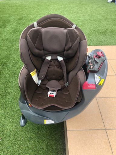 チャイルドシート　Applicaフラディア　ディアターン