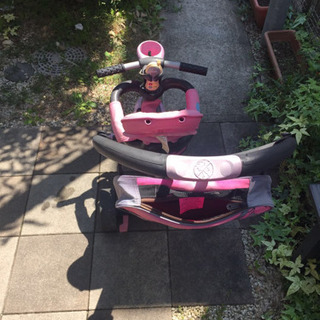 三輪車（ピンク色）の画像