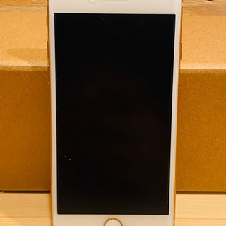 iPhone 8 Gold 64 GB SIMフリー 【極美品】
