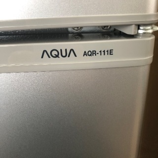 2016年製　冷蔵庫AQUA111E(S)の画像