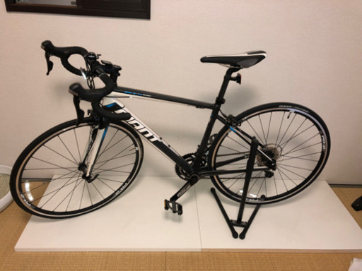 値下げ中　ほぼ新車　ジャイアント　　ロードバイク