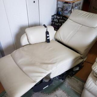 リクライニングソファーの画像