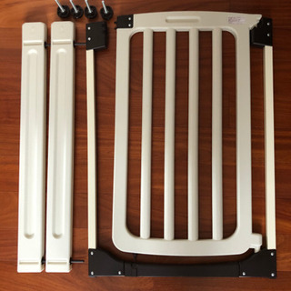 日本育児　ベビーゲートの画像