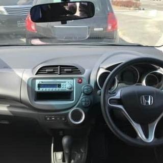【誰でもクルマがローンで買えます】　ホンダ　フィット　♪　詳細は【055-268-3292】迄♪ の画像