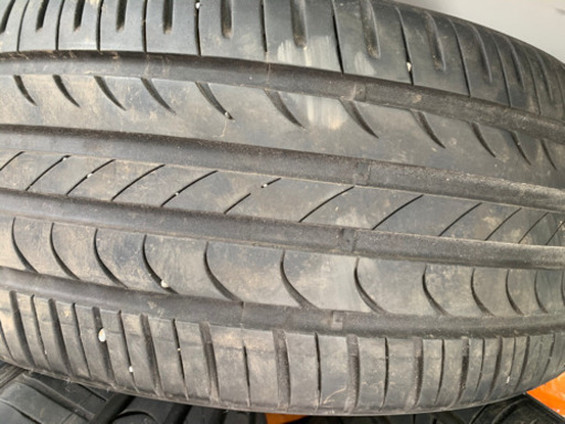 タイヤ4本セット18インチ