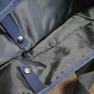 【取引中】ジーユー GU ツイルトートバッグ カラー：69NAVYの画像