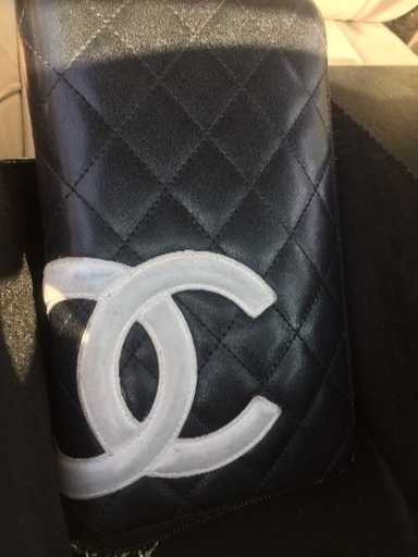 本日 限定 シャネル 長財布 ファスナータイプ 黒/白 内装ピンク