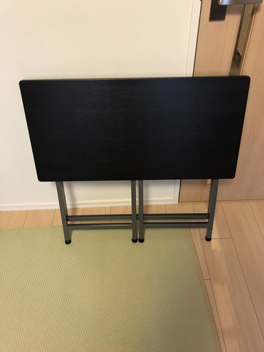 新品同様★折りたたみテーブル ★幅80×奥行40×高さ70cm　重量8kg