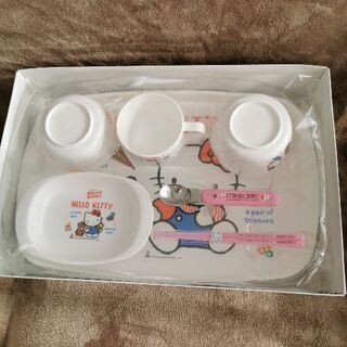 新品★ハローキティベビーランチセット