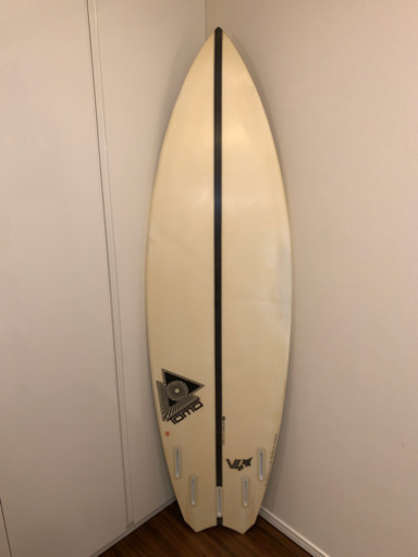 ファイヤーワイヤー　V4 ショートボード　サーフボード　5'10 28.8L フューチャーフィン　5フィン