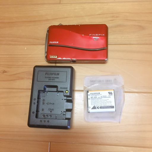 FUJIFILM デジカメ