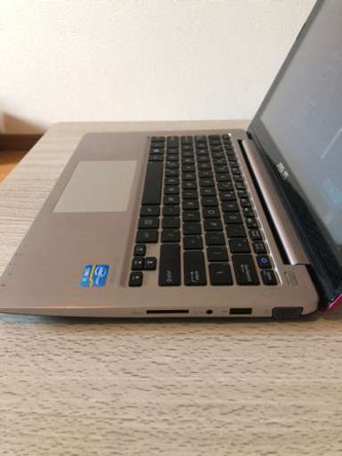 Asus X202E (お引き取りなら¥9,000)