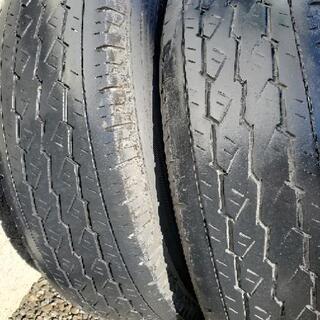 195/80R15 107/105L LT　夏タイヤ 4本　15インチ　ハイエース キャラバンの画像