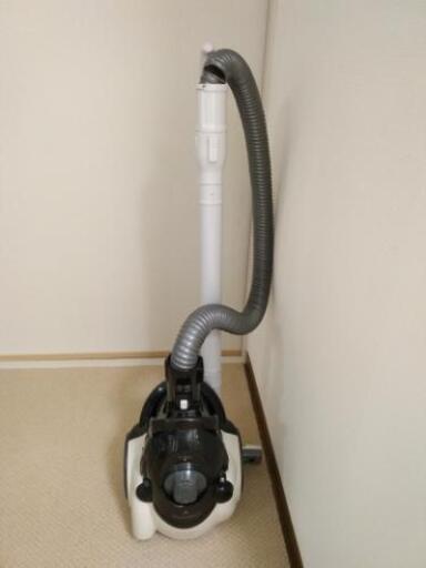 （ジャンク品）SHARPのサイクロン掃除機