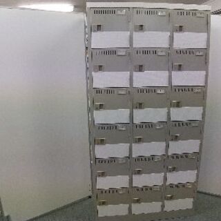 Thank You　ロッカー  鍵付き （18 BOX） その ...
