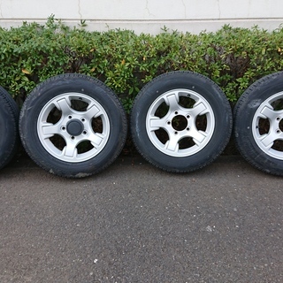 ジムニーJA11に履いていたタイヤ・ホイール4本を譲ります