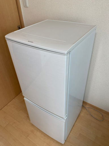 SHARP SJ-D14C-W 17年製　冷蔵庫　神奈川県厚木市より