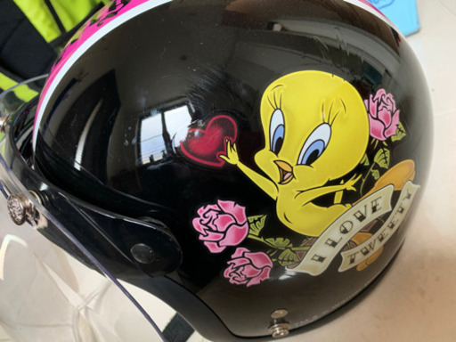 トゥィーテイジェットヘルメット