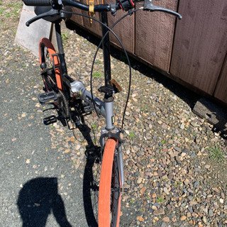 折りたたみ自転車の画像
