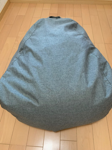 《お取引中》【美品】特大ビーズクッション