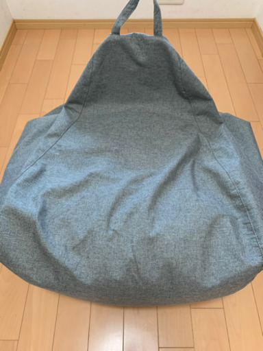 《お取引中》【美品】特大ビーズクッション
