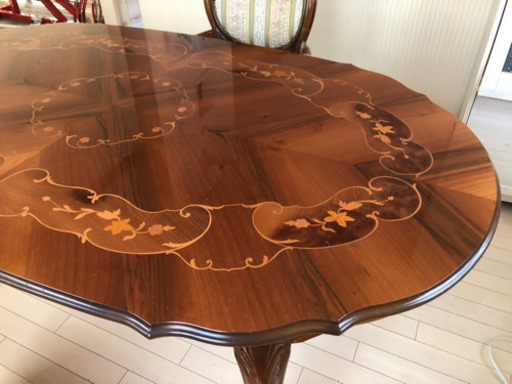 イタリアン　ダイニングテーブル　30,000円に値下げ　分解可能です。
