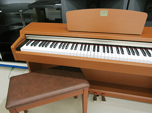 電子ピアノ(カバー、台付き)芝公民館から15km無料配送可能