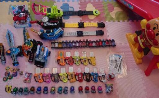 【追加品＋して再出品予定】仮面ライダー等おもちゃ✩セット✩.*˚