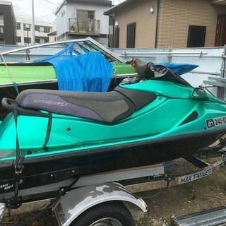ボートトレーラ【水上バイクおまけで付けます。】
