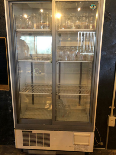 業務用　縦型冷蔵庫