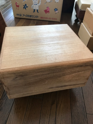 重厚な将棋台