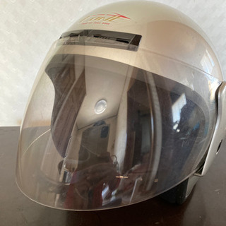 自動二輪乗用車用ヘルメットの画像
