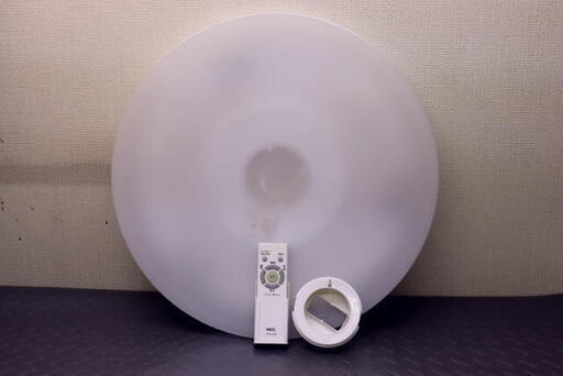 LEDシーリングライト　NEC HLDZB0869 2016年製　リモコン付き　８畳　住まい　リビング　照明