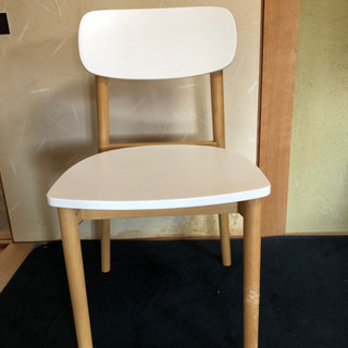 木製椅子