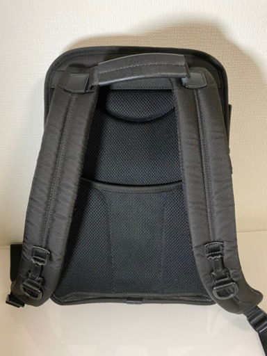 tumi スリムバックパック　