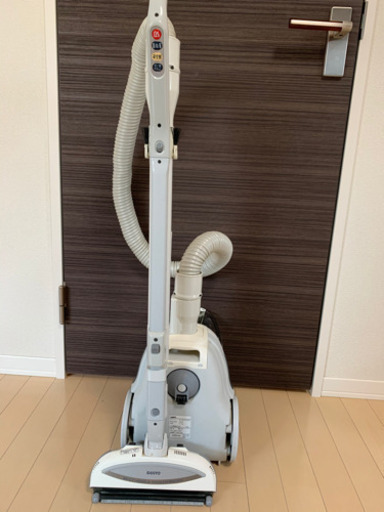 掃除機　サンヨー