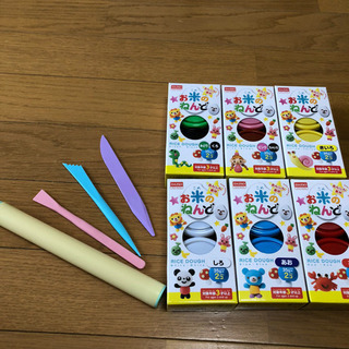 【未使用】お米のねんど6箱（8色）とねんどヘラのセット