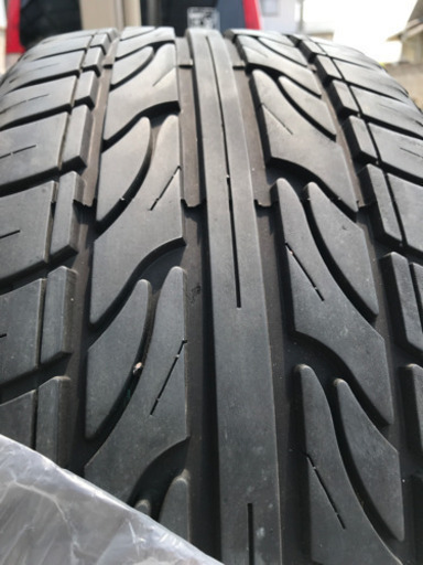 20インチ  タイヤ　2本のみ