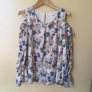 1【中古M】花柄ブラウス