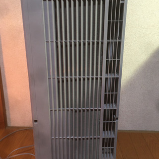 ルームエアコン　CW-F1617 窓掛けタイプの画像