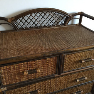 籐チェストの画像
