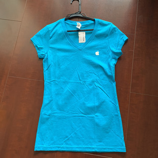 Apple 本社公式ショップ限定　カットソー(女性)の画像