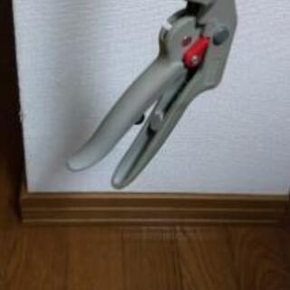 高枝切り鋏の画像