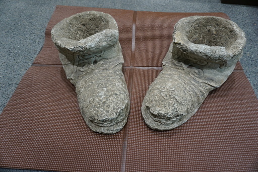 イタリア製ガーデニング靴型プランター