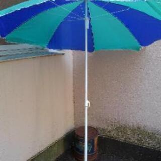 【売却済み】【値下げ】折り畳みテーブル！キャンプやアウトドアに活躍！の画像