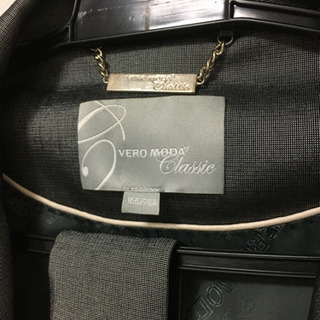 スーツ上下1式譲りますの画像