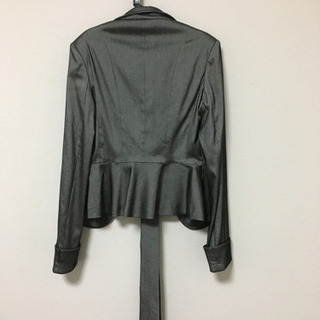 スーツ上下1式譲りますの画像