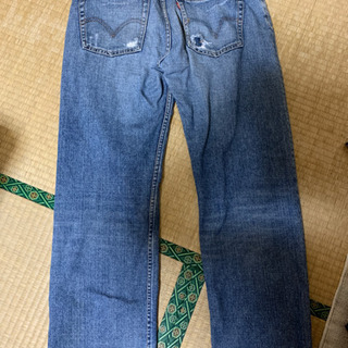 Levi's ダメージジーンズ　サイズ33