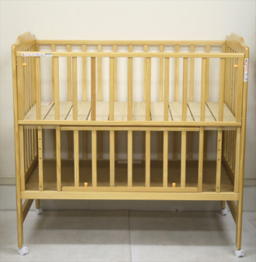 カトージ  ベビーベッド(ハイタイプ)